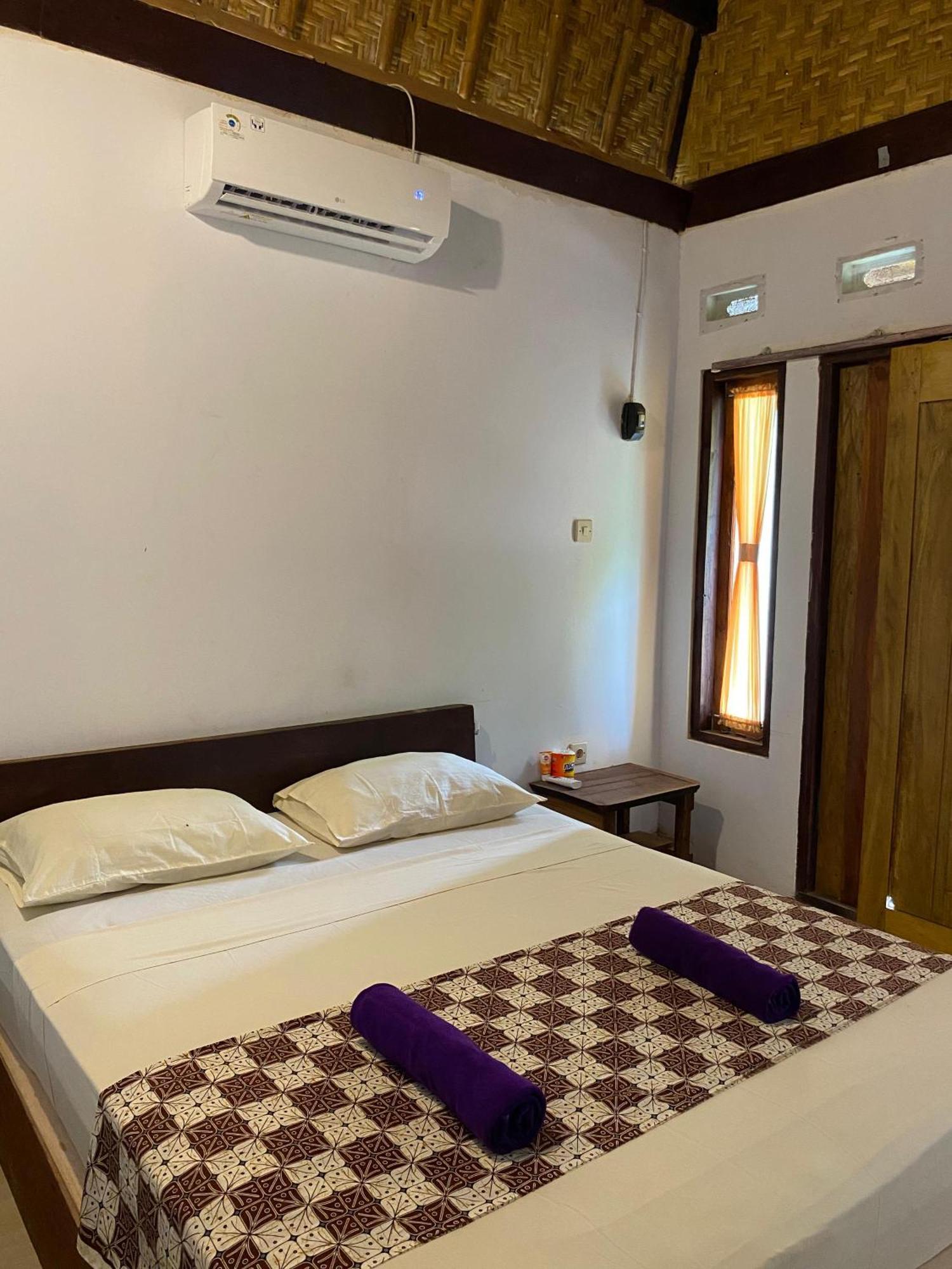 Diki Bungalows Kuta  Exterior foto